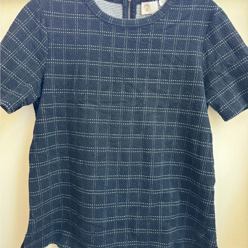 Anthropologie black Patterned Short Sleeve Top